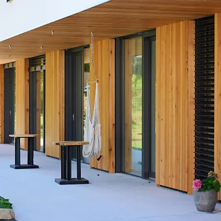 Na Trati بيت ضيافة Crna na Koroskem